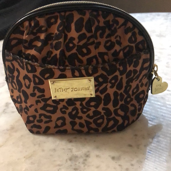 Betsey Johnson Handbags - Betsy Johnson Make-up Bag